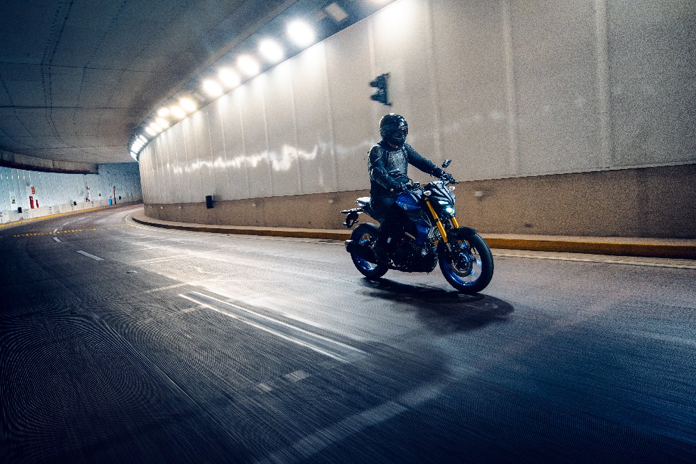 Yamaha-33