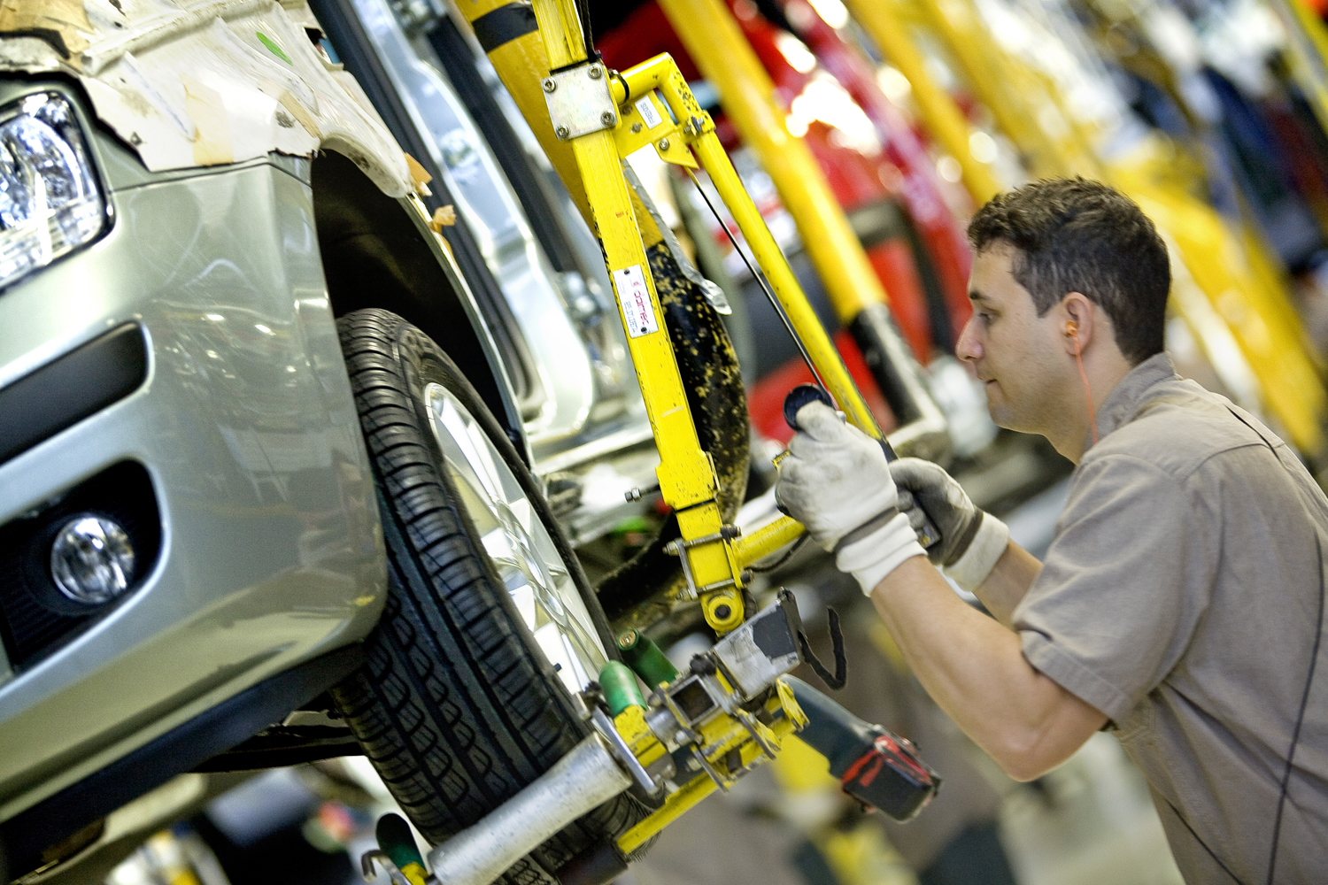 ComexPerú - Cadenas de valor: la llave del sector automotriz peruano