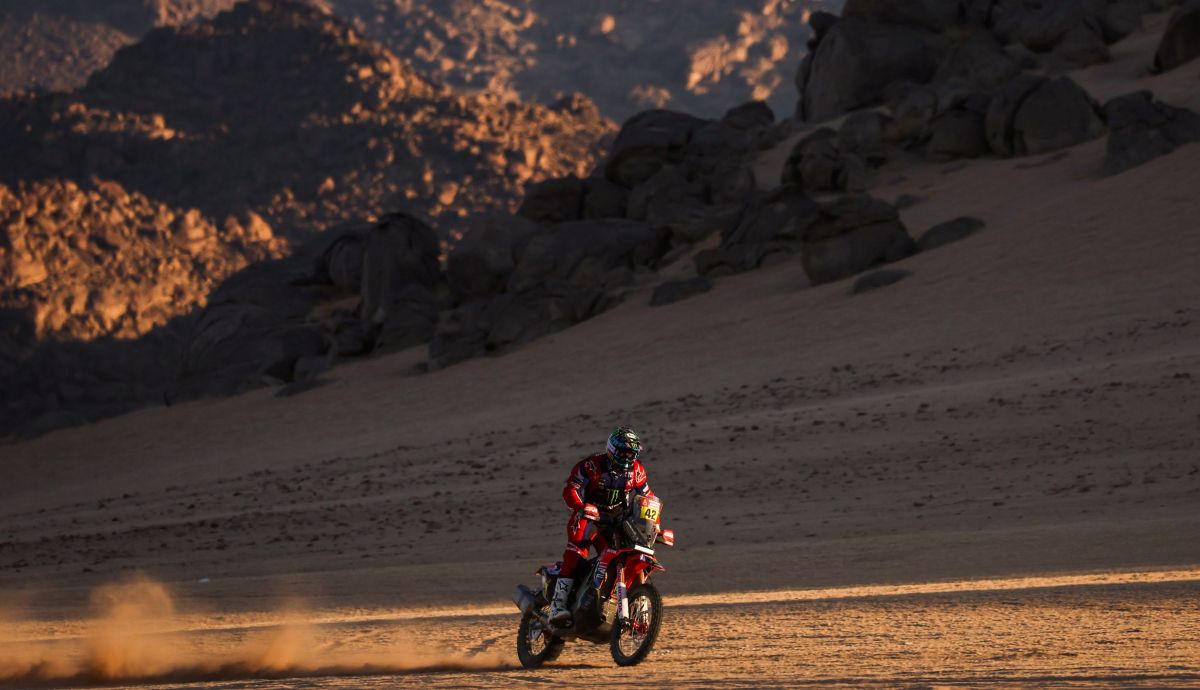 Adrien Van Beveren ha completado el podio del Dakar 2024