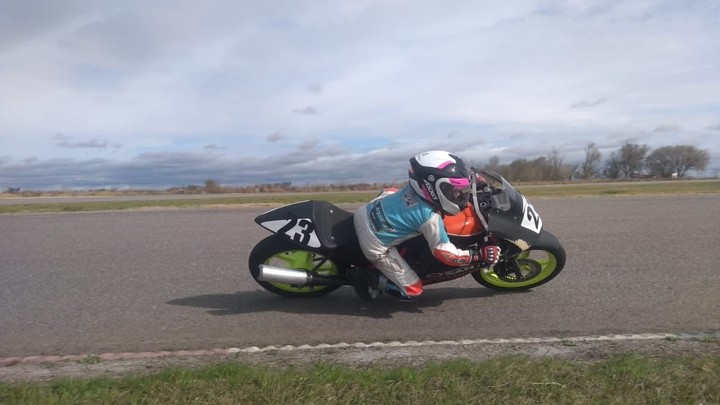 Benjamín Peralta tiene 10 años y debutará en el Superbike Argentino. (Fotos: Leo Peralta)