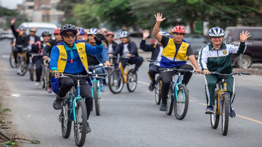 Colegio Toribio de Luzuriaga se beneficia con programa “Al Cole en Bici” | TVPerú