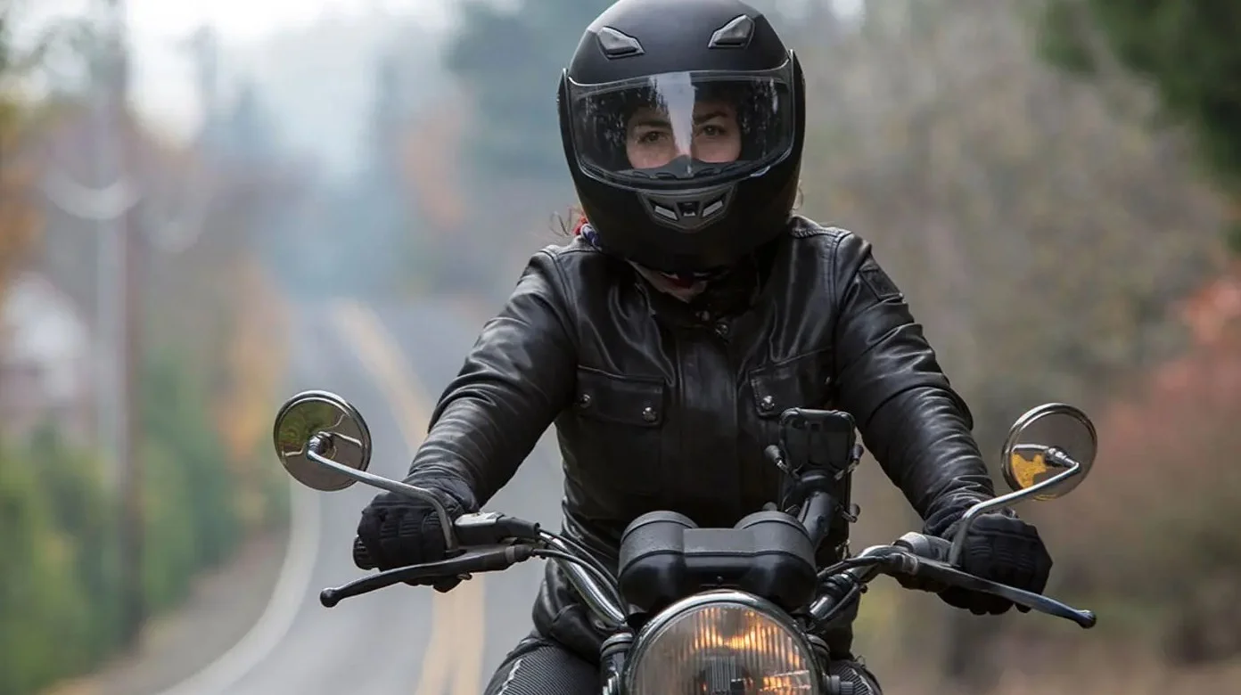 Tipos de cascos de motos y cuál usar en cada caso, casco integral moto