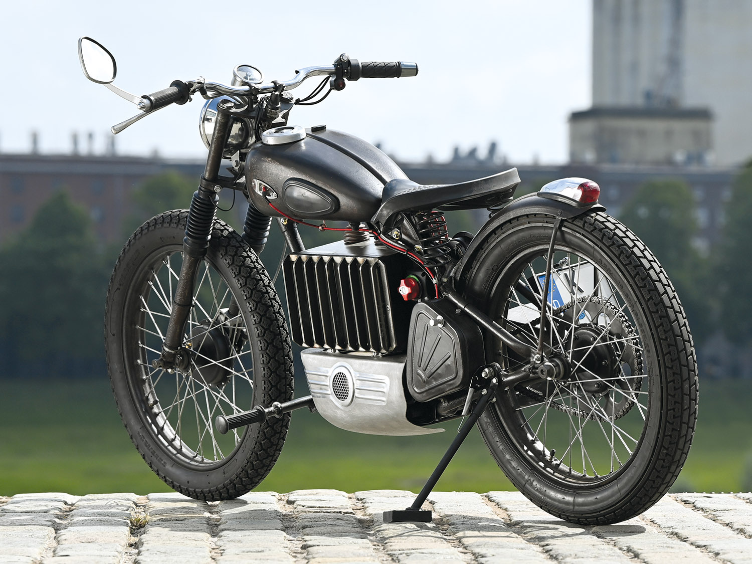 Minsk M1A – Electric Ladyland - CUSTOMBIKE