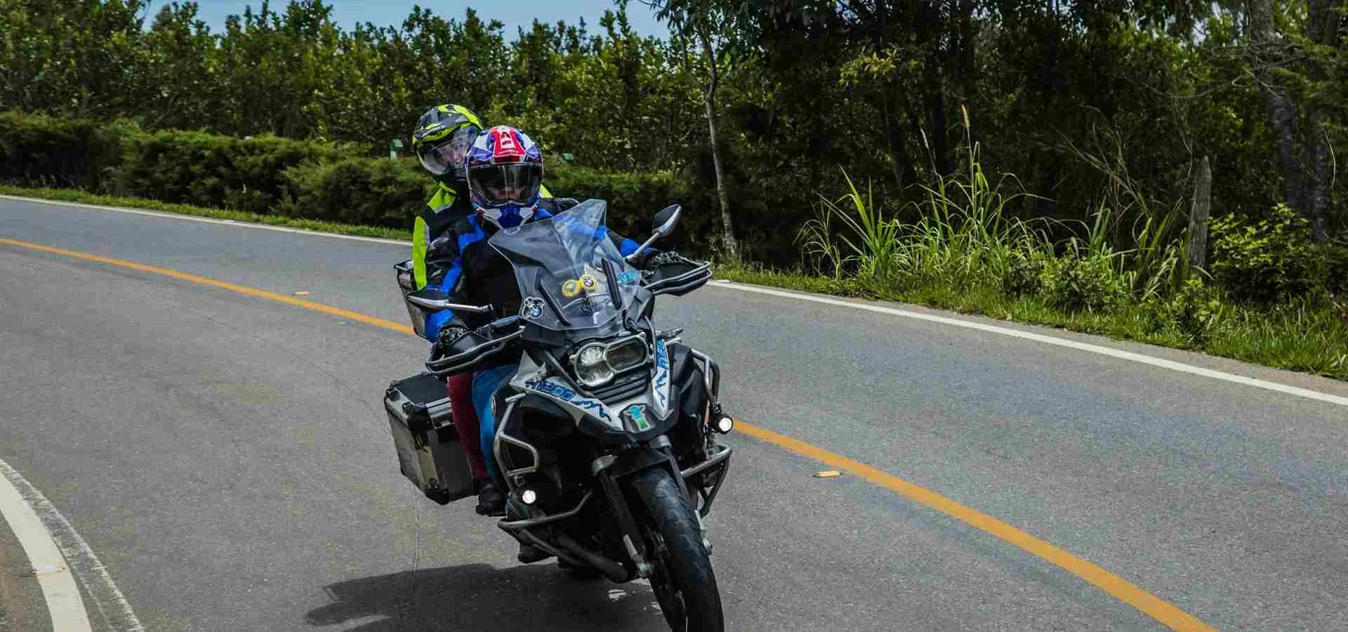 verano-en-moto-consejos-planificar-ruta