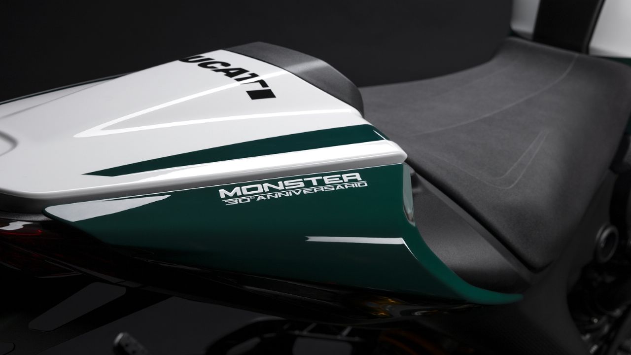 Ducati Monster celebra 30 años con una moto de edición limitada! Sólo hay  500 unidades | De Cero a 100