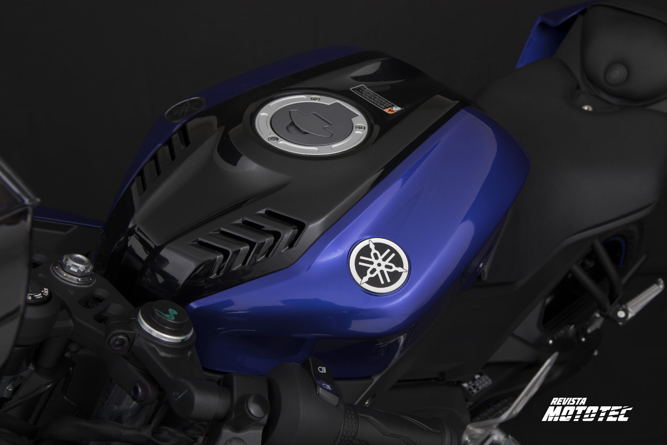 fotoyamaha-03