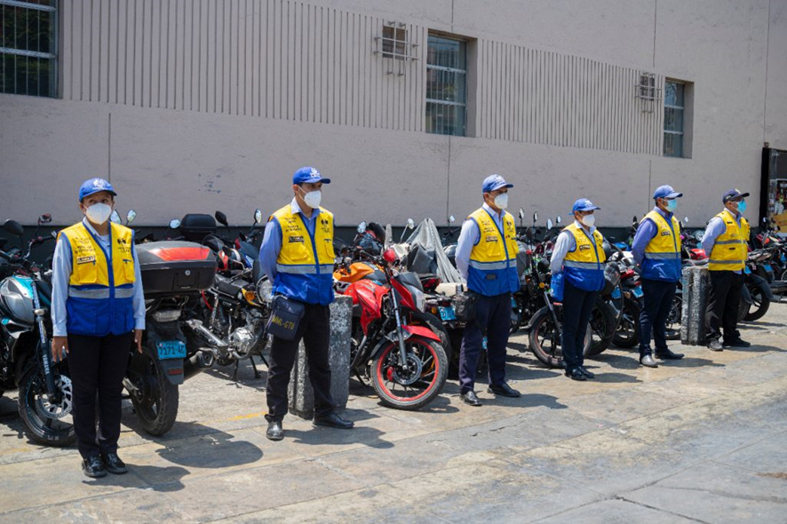 Alcalde de Lima anuncia compra de 10 mil motos para la seguridad de Lima -  Lima Gris