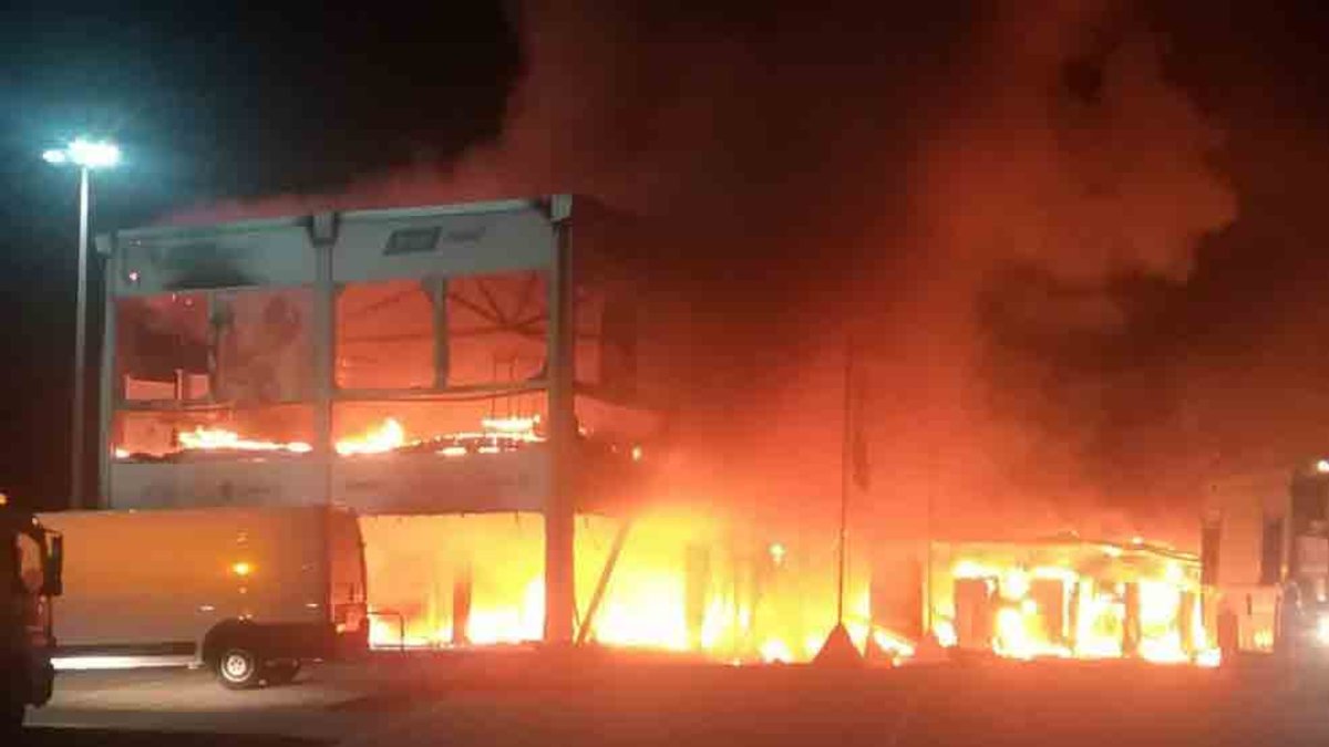 incendio-jerez-moto-E