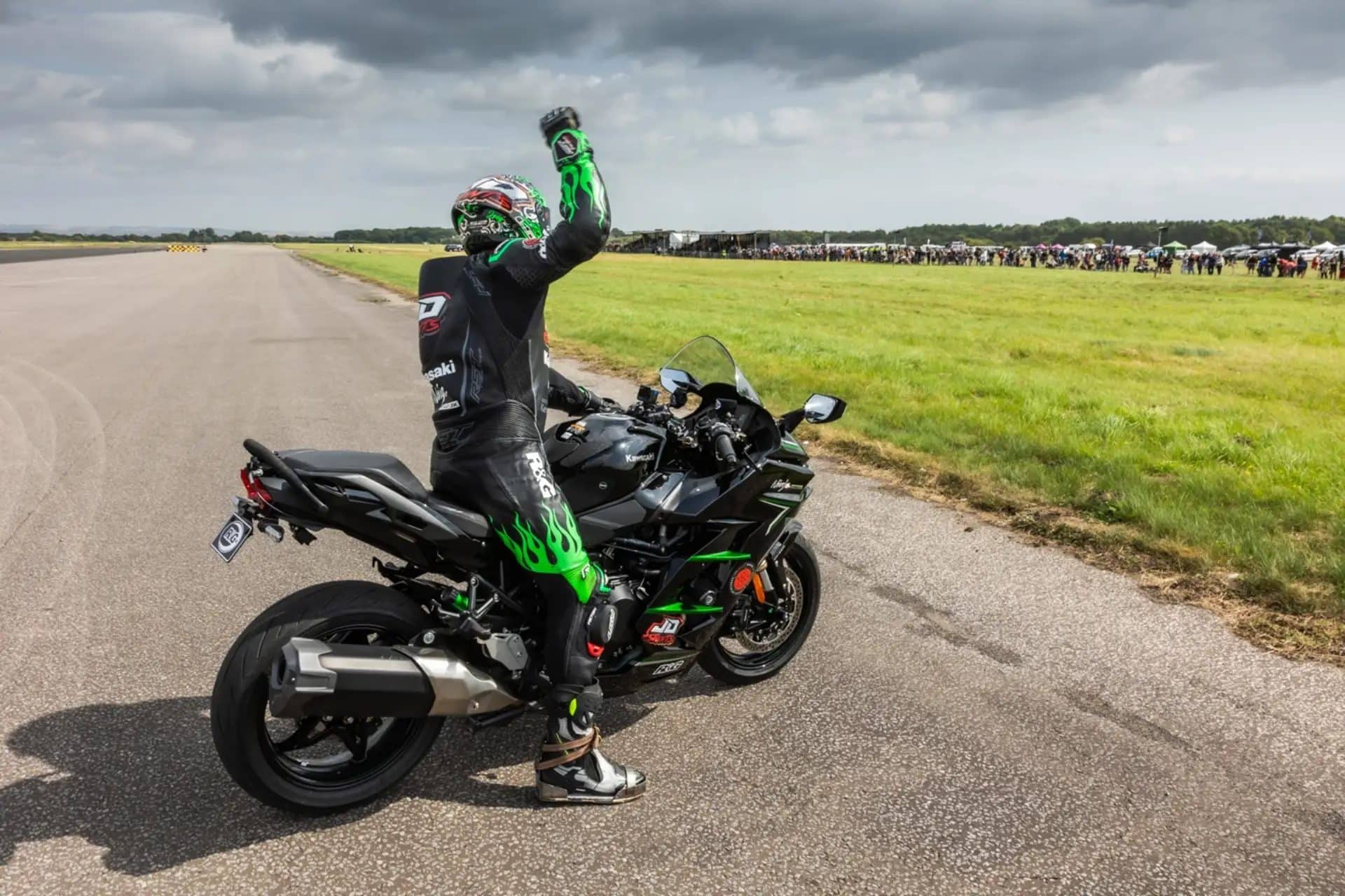 jonny davies - record - Kawasaki Ninja H2 SX
