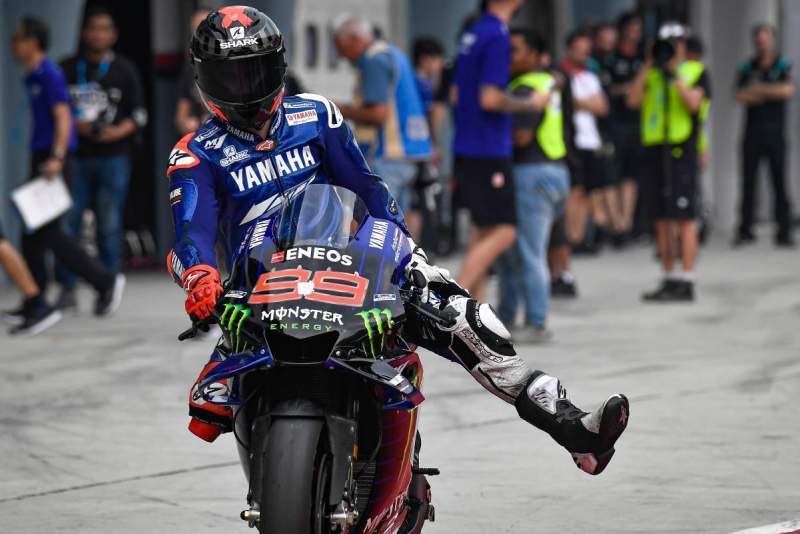 jorge-lorenzo-yamaha-4
