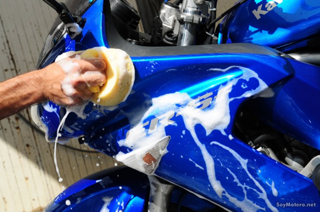 limpieza-taller-moto