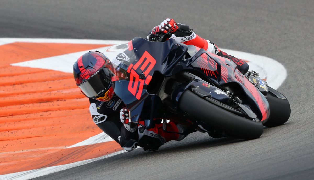 Marc Márquez con la Ducati en el test de Valencia previo a MotoGP 2024
