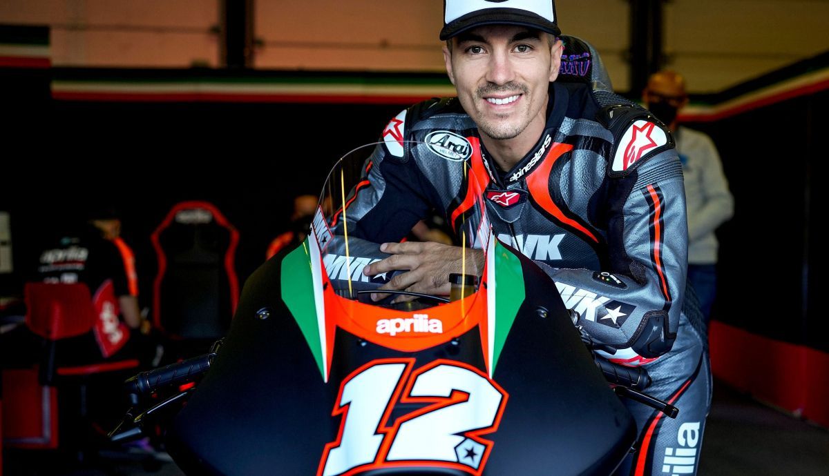 Maverick Viñales “no se pone límites” tras su test con Aprilia
