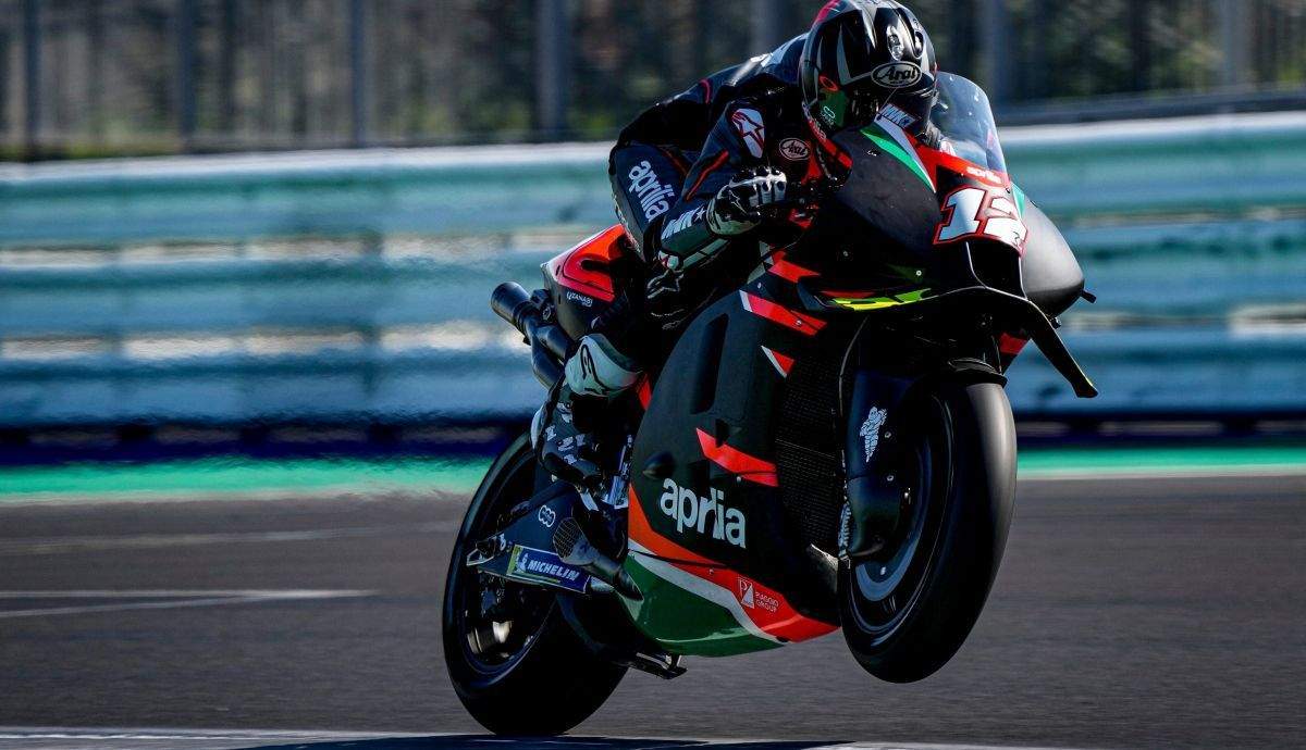 maverick vinales en su primer dia con la aprilia rs gp 7 1200x690