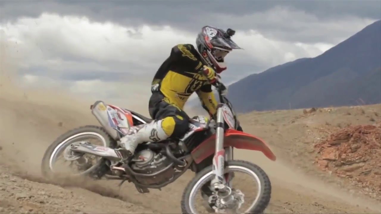 El secreto más importante de la moto de Tatan Mejía - YouTube