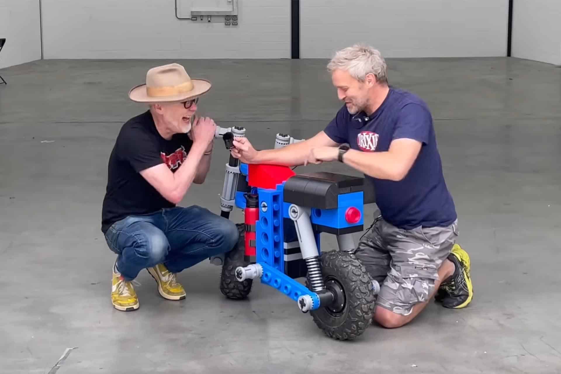 Adam Savage ha dado el visto bueno a la creación