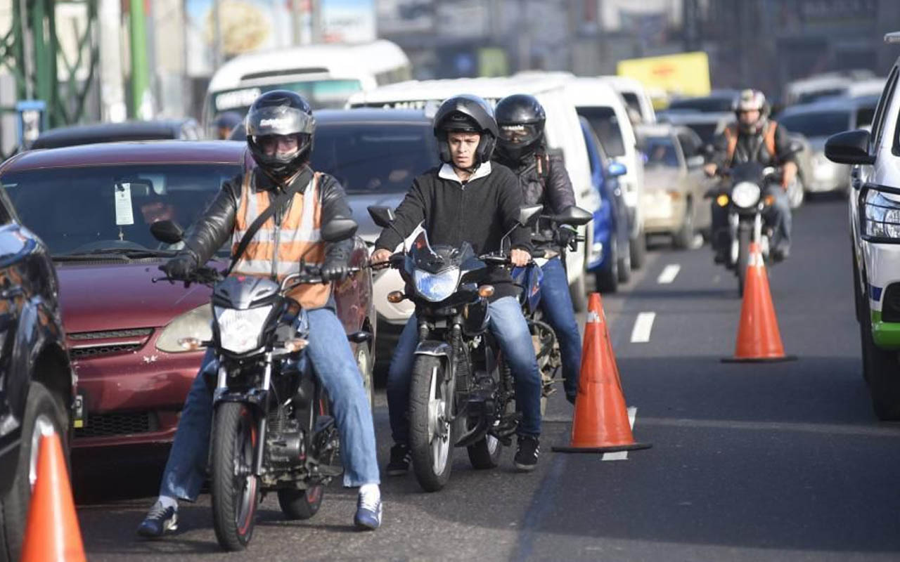 MTC alista decreto para resolver desabastecimiento de placas de motos - Altavoz