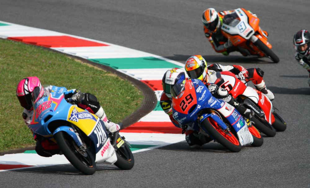 Mujeres en MotoGP - Mejor con Salud