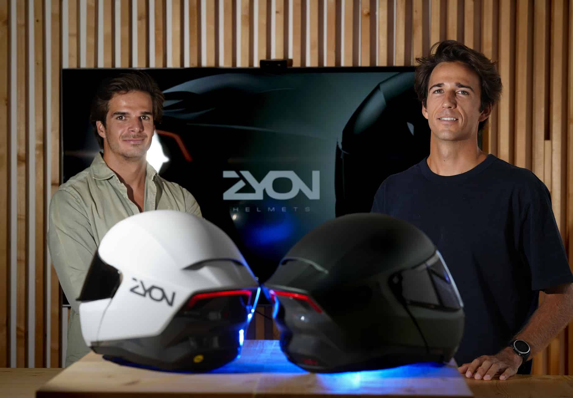 Zyon Helmets, el casco pionero en proteger la salud respiratoria del motorista: tecnología MIPS, filtros de aire y conectividad inteligente