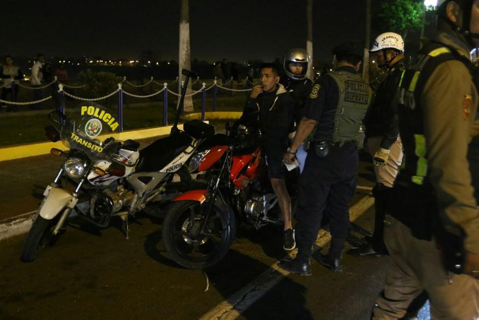 Costa Verde: Motociclistas realizaban 'piques' en San Miguel - La Razón