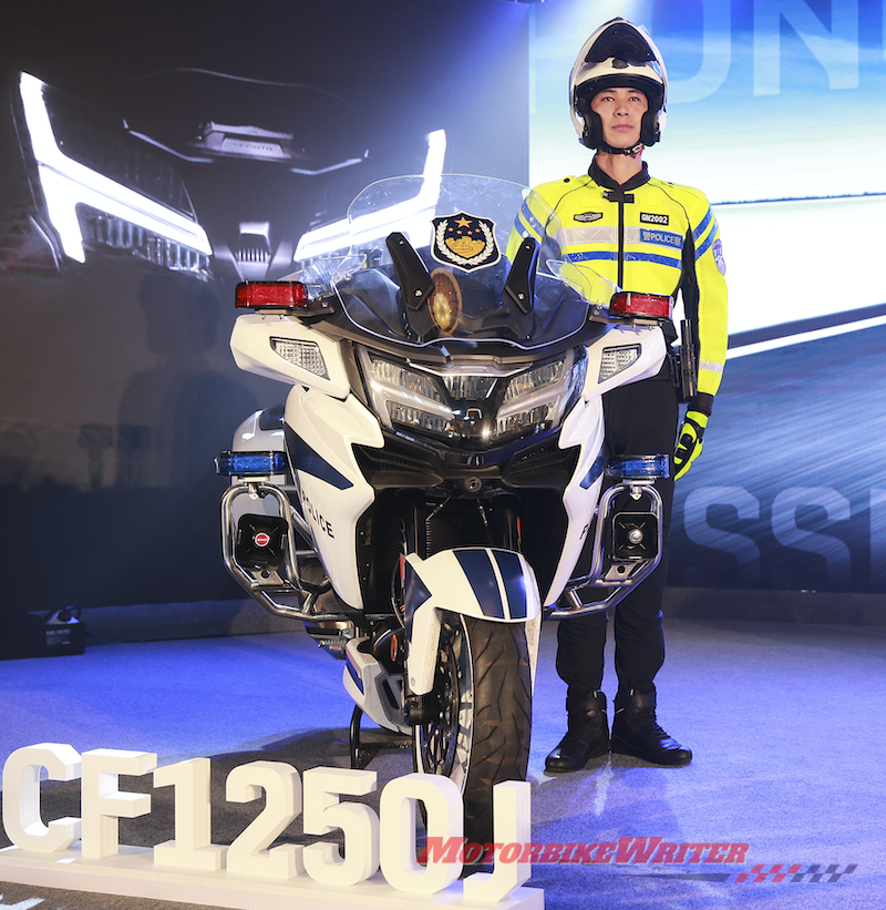policia-cfmoto