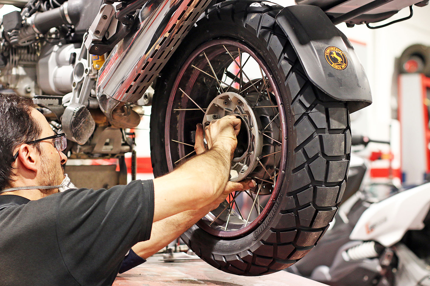 6 razones para cambiar tus llantas de moto: consejos Moteros Perú