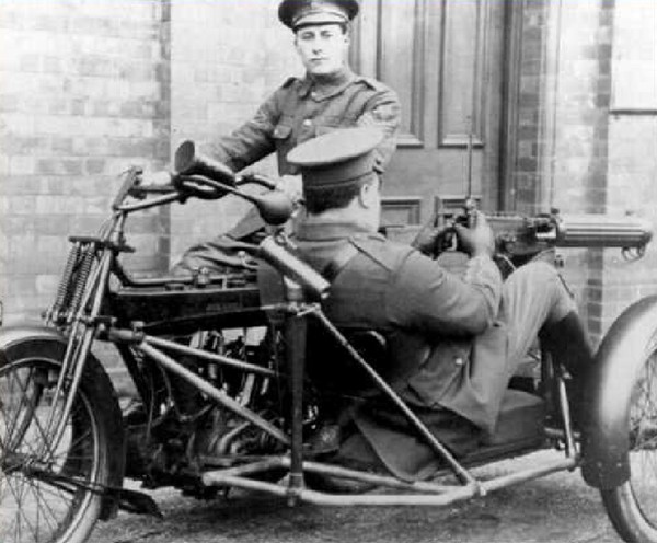 Do Reino Unido à Índia: conheça a história da Royal Enfield, marca de motos  centenária que chega ao Brasil