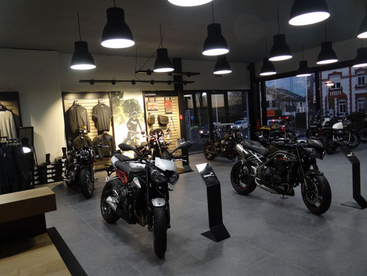 showroom-motos-1