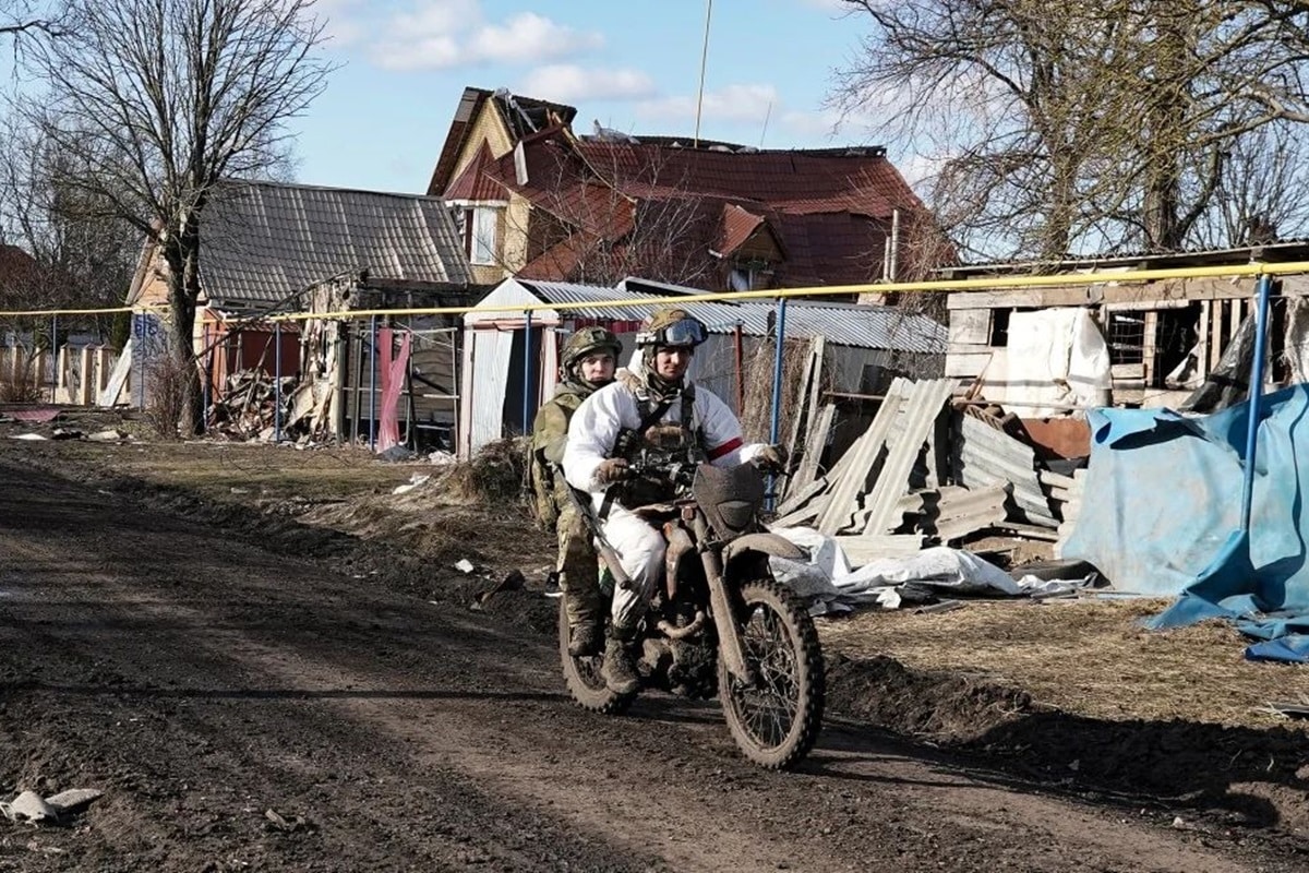 El ejército ruso opta por usar motos Offroad en algunos de sus asaltos