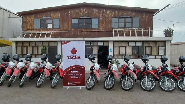 Adquieren motocicletas para reforzar la atención a ganaderos de Candarave y Tarata