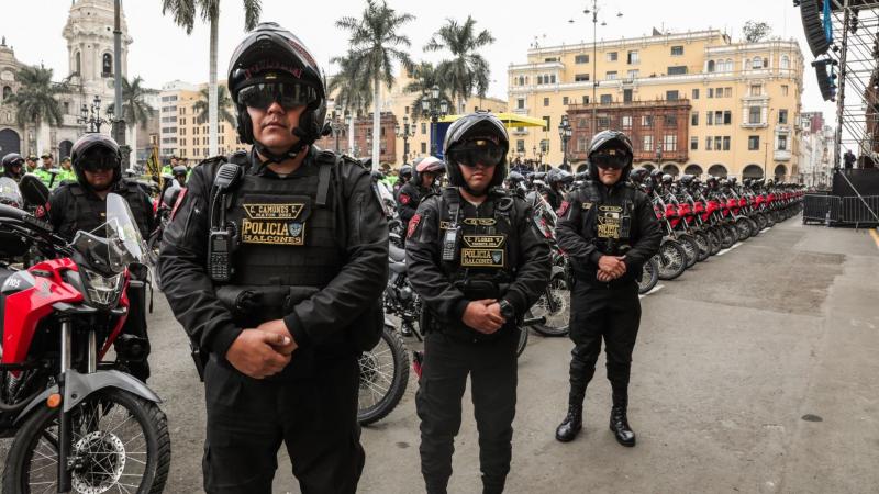 Municipalidad de Lima entregó 400 motos a la Policía Nacional para fortalecer lucha contra la inseguridad ciudadana | Radio Nacional