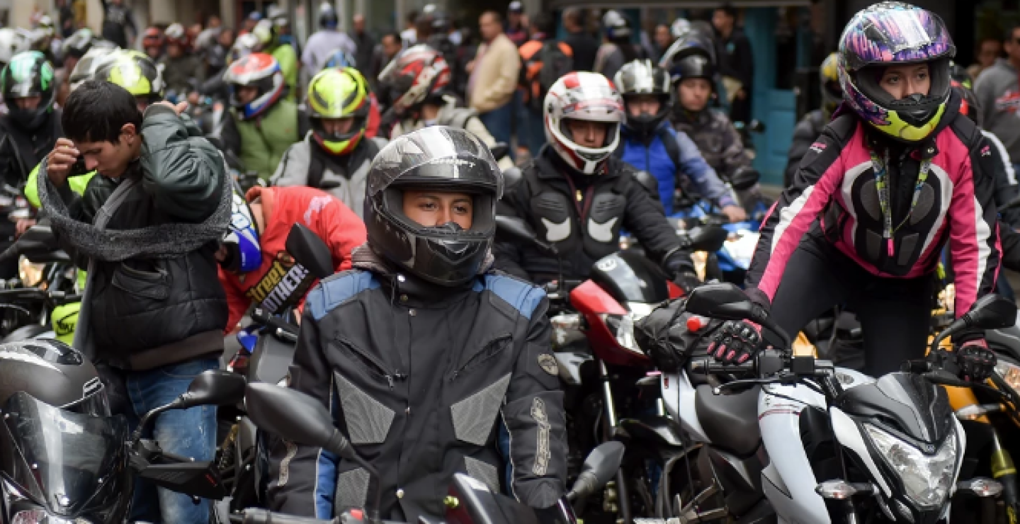Cuáles son los requisitos para tener una moto en Colombia? - BluRadio