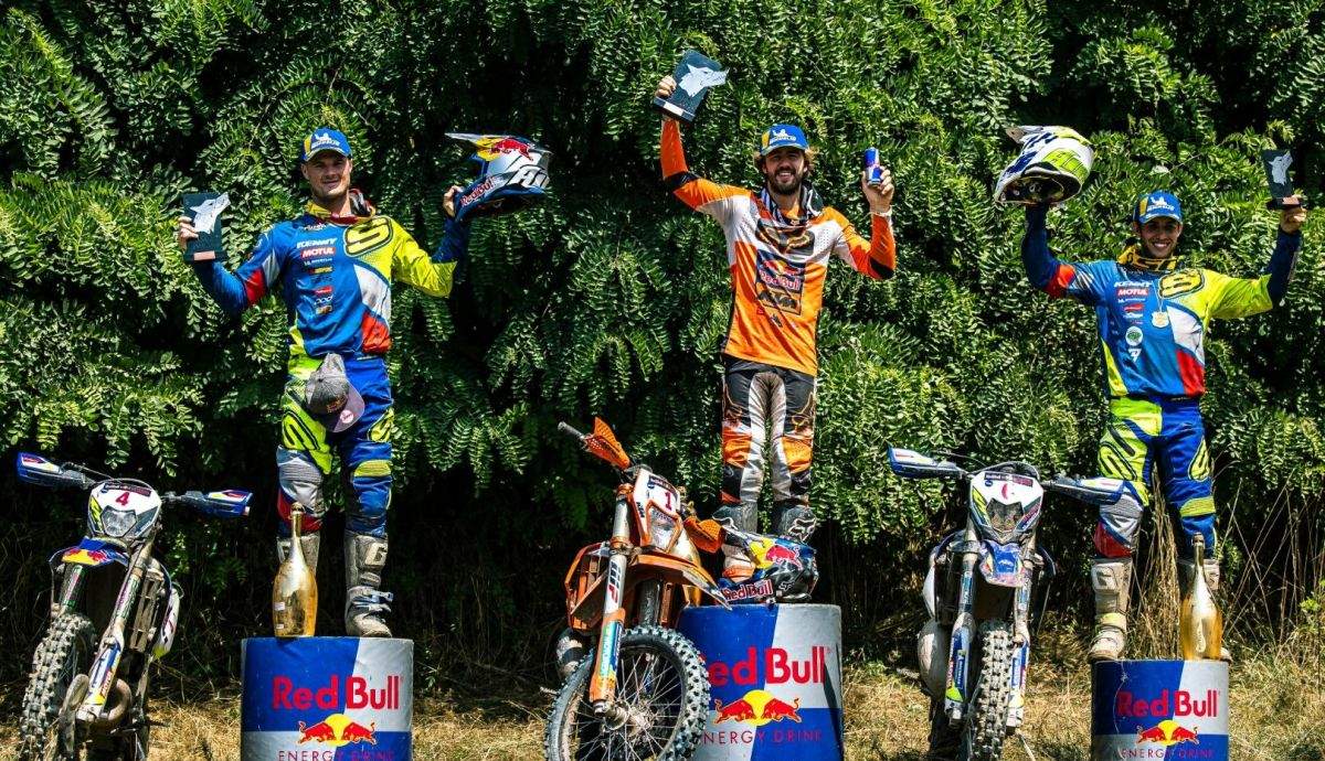 Wade Young (ZAF) Manuel Lettenbichler (DEU) Mario Roman (ESP) HEWC 2021 Rnd4 Red Bull Romaniacs 
