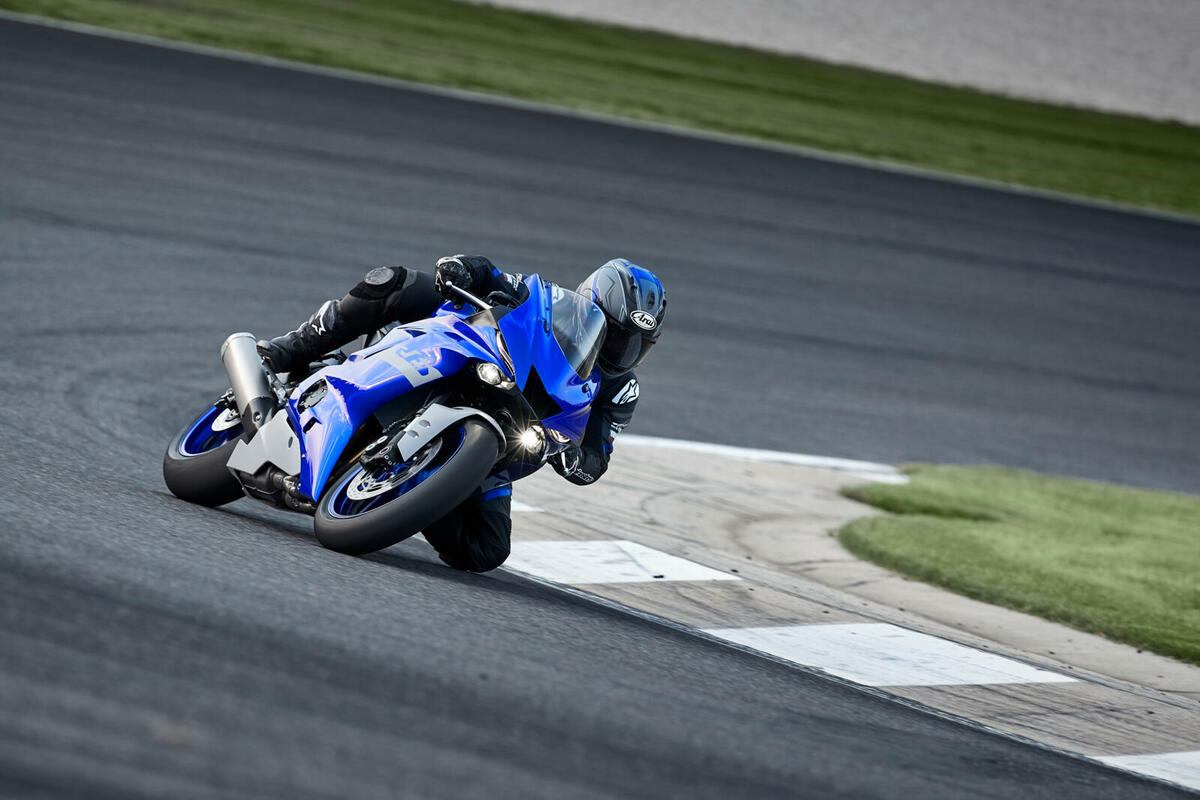 yamaha-r6-race-2021-1